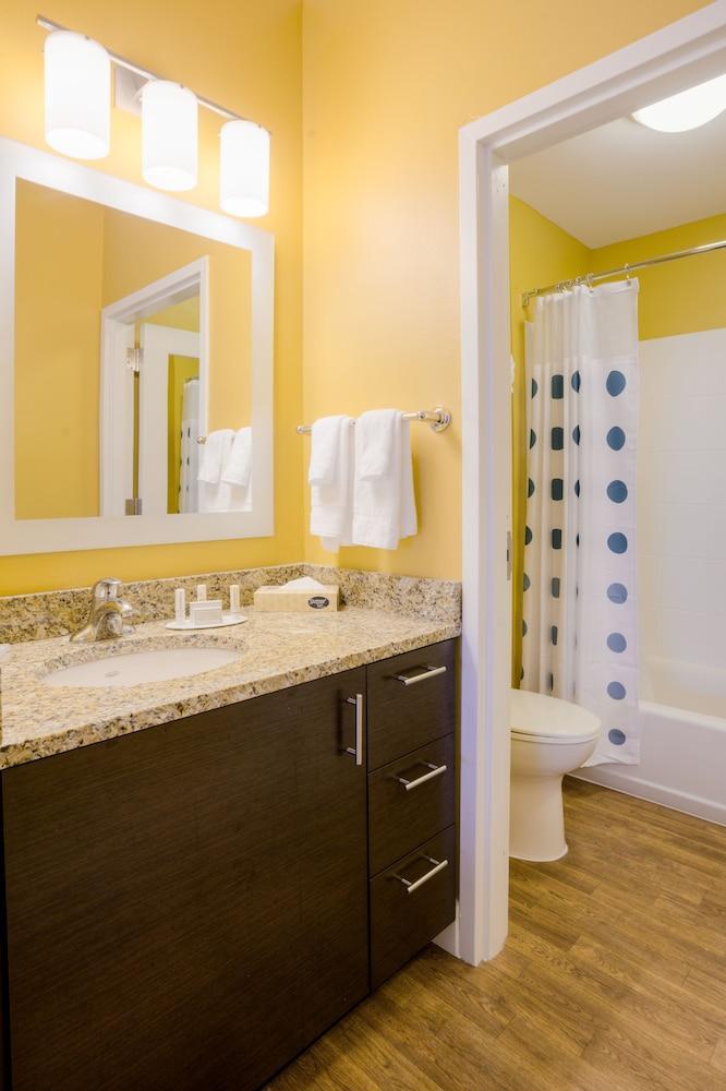 Towneplace Suites By Marriott Wareham Buzzards Bay Exterior photo