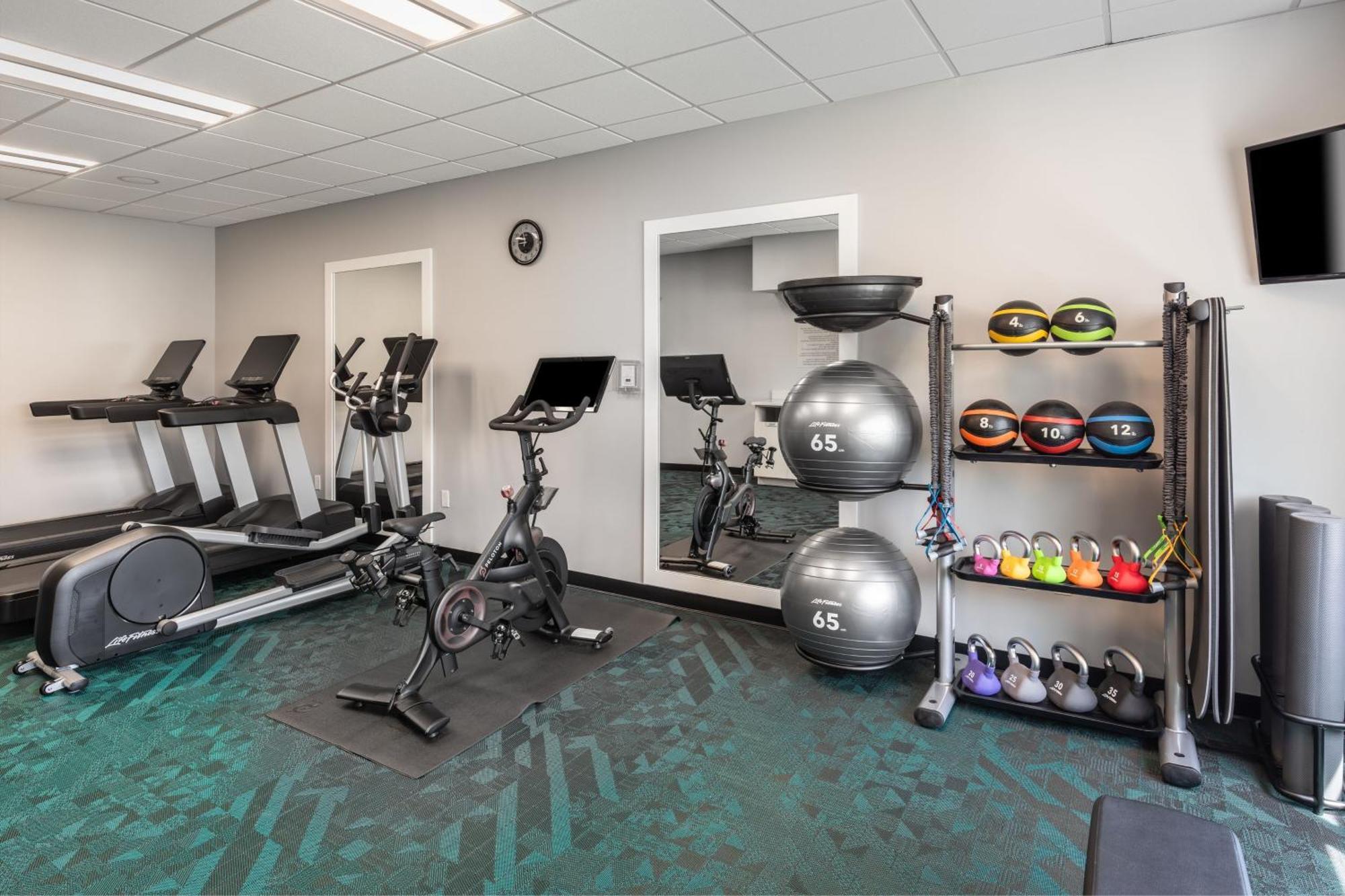 Towneplace Suites By Marriott Wareham Buzzards Bay Exterior photo