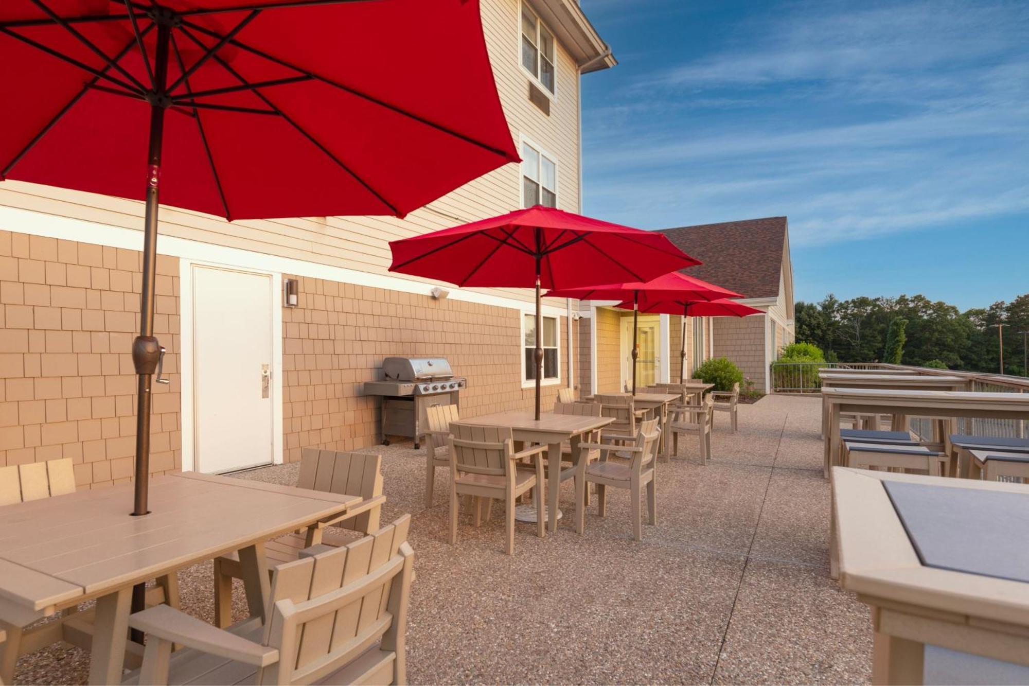 Towneplace Suites By Marriott Wareham Buzzards Bay Exterior photo