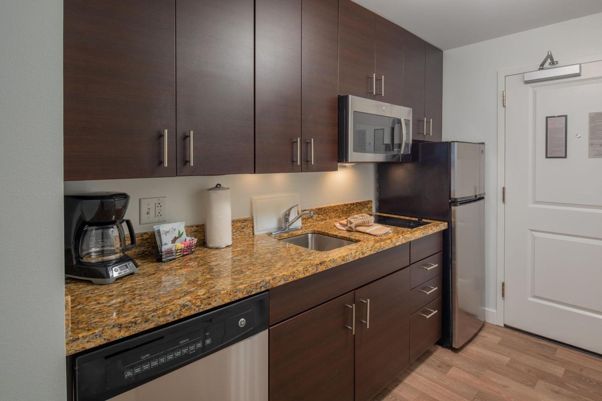 Towneplace Suites By Marriott Wareham Buzzards Bay Exterior photo