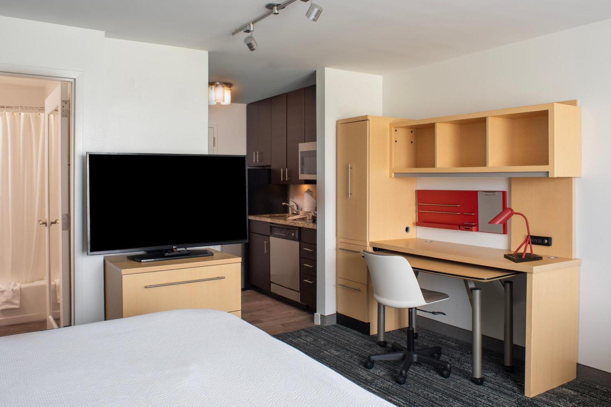 Towneplace Suites By Marriott Wareham Buzzards Bay Exterior photo